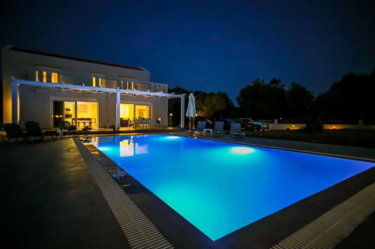 Villa Boviana With Private Swimming Pool Agios Sostis  Extérieur photo