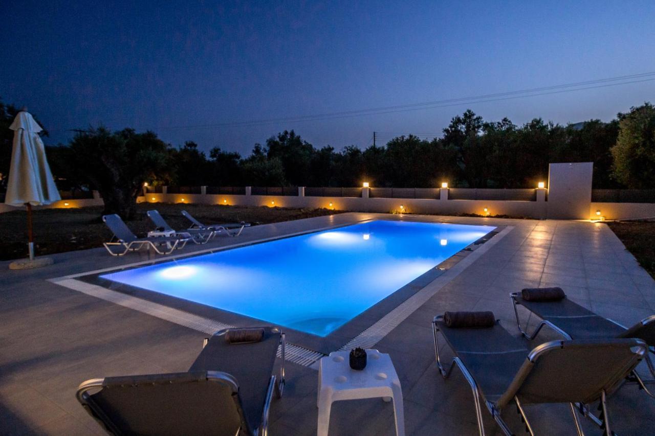 Villa Boviana With Private Swimming Pool Agios Sostis  Extérieur photo
